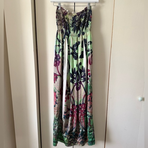 Lapis Dresses & Skirts - Vintage Y2K Lapis Strapless Floral Coverup Dress with Embellishments & Bustle